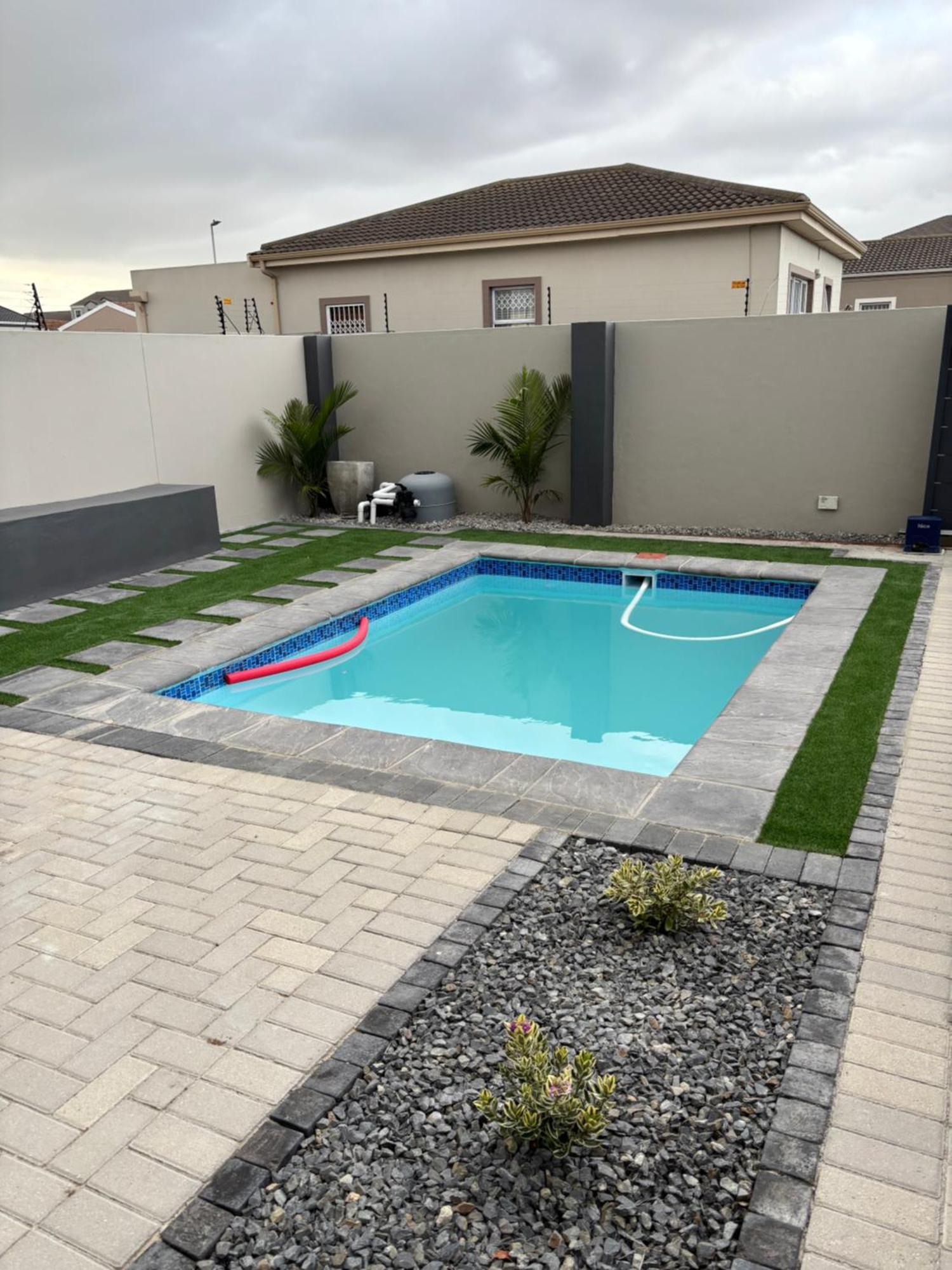 Holiday home Modern 3 Bedroom Urban Getaway *
